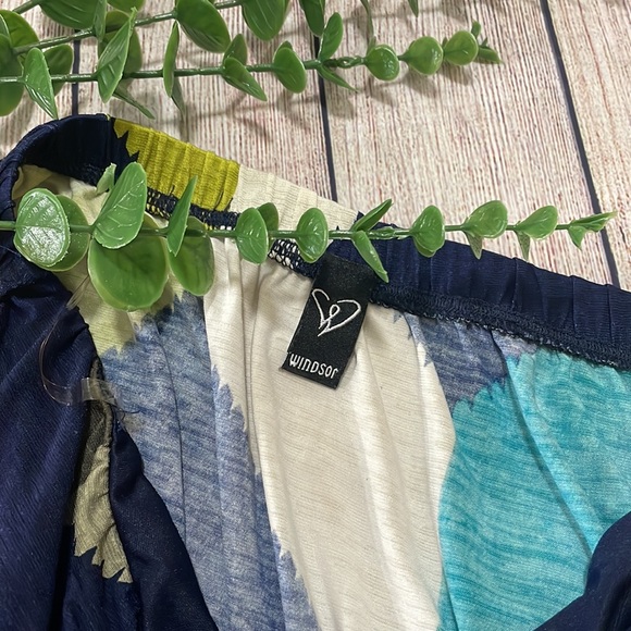 🌸Clearance! 🌸 Windsor Strapless Multi Color Casual Maxi Dress Size Unknown - Picture 4 of 7